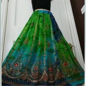 🌹BACK AGAIN BEST SELLING FASHION FORWARD SKIRT LG